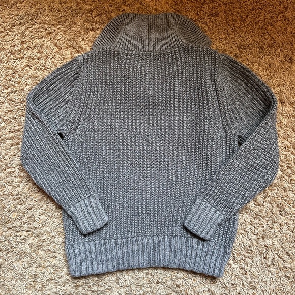 Boys Cat & Jack Gray Sweater; Size M (8/10) - Picture 5 of 5